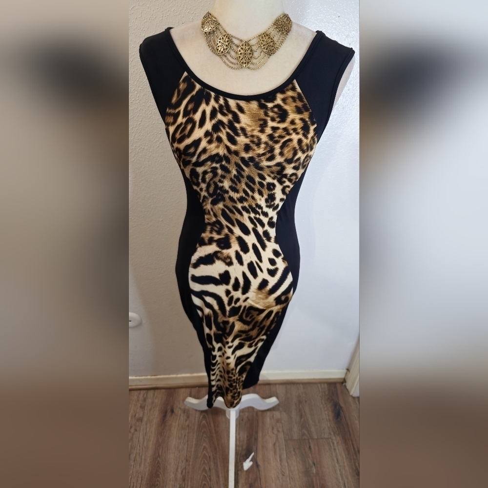 A'GACI DRESS - Picture 4 of 7